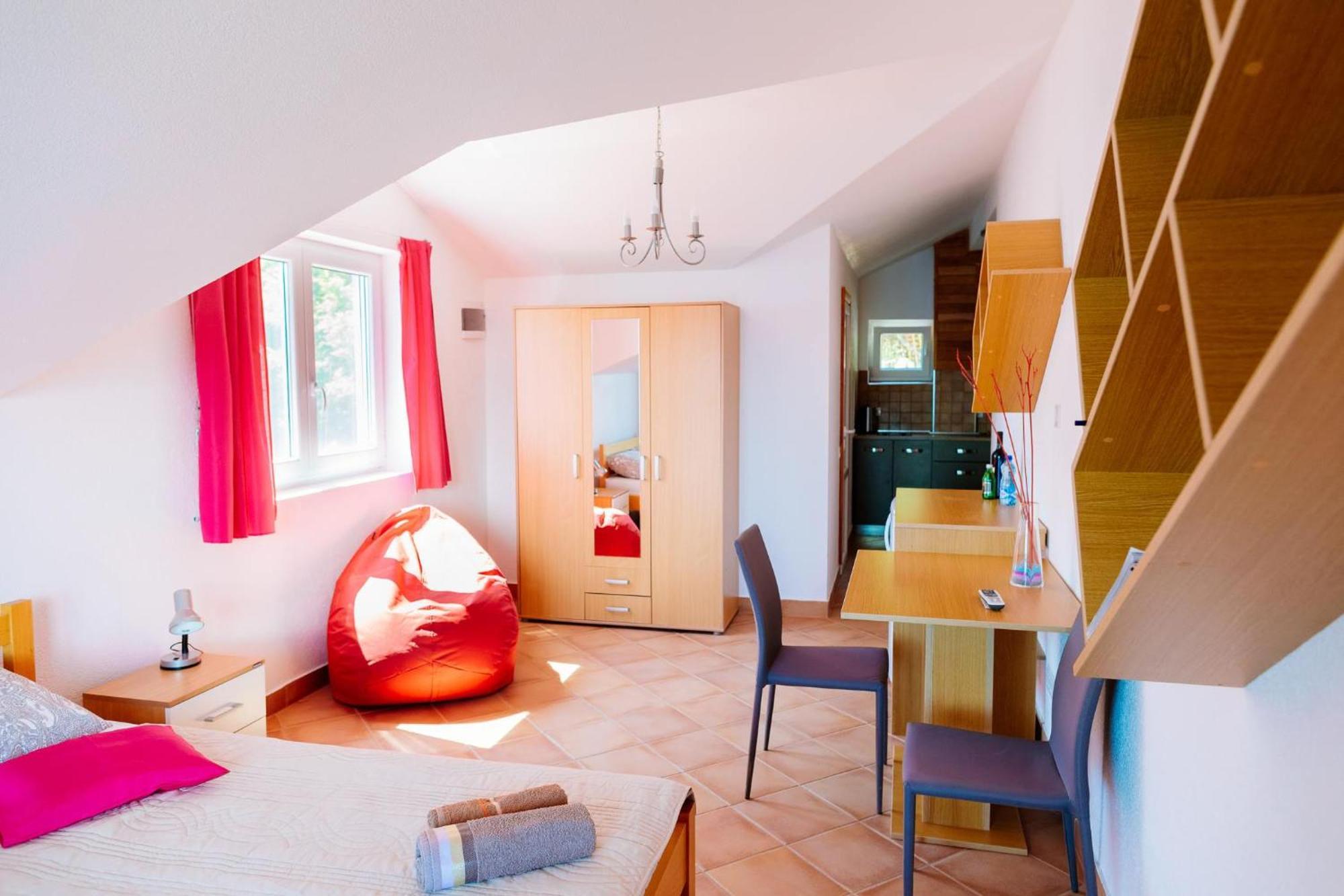 Odessa Mama Apartment Bijela Ruang foto